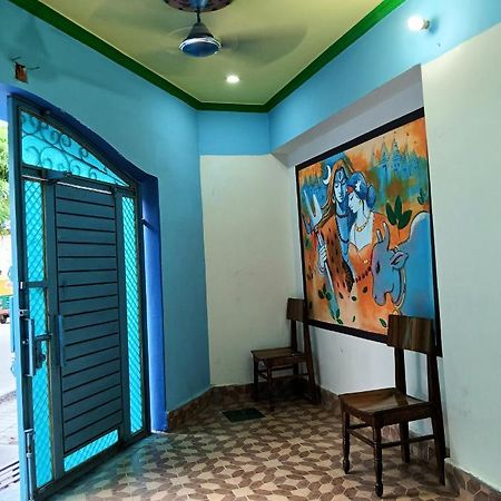 Trinetra Inn Varanasi Exterior foto